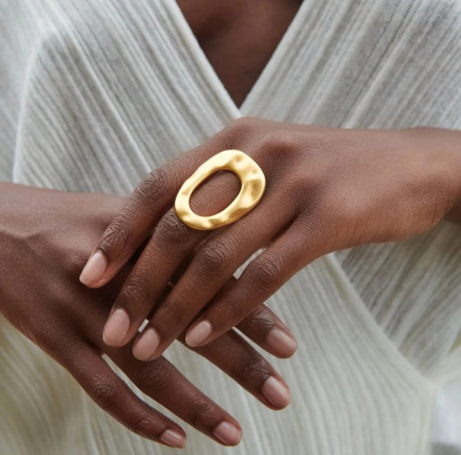The Echo Statement Ring