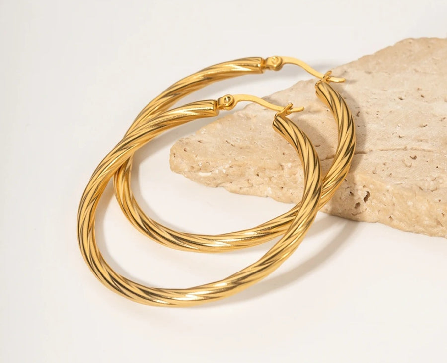 Legacy Twist Hoops